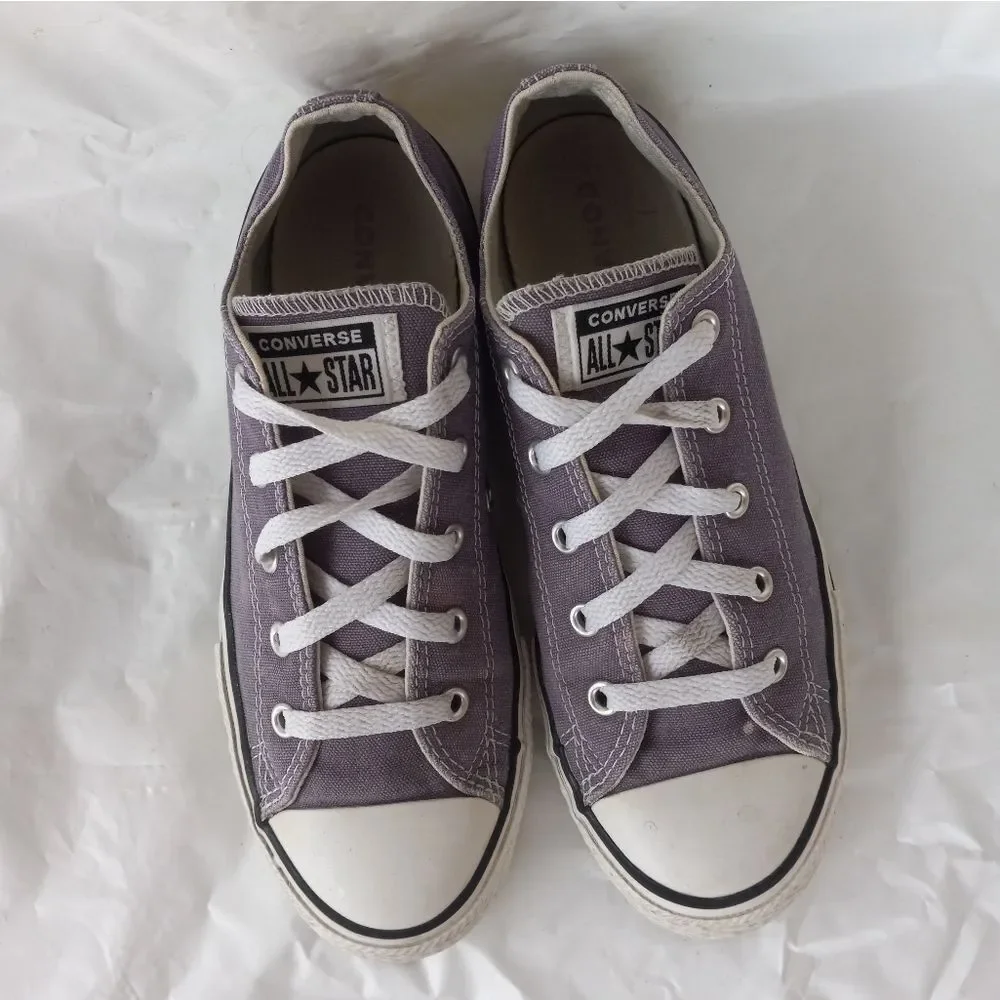 Converse Sneakers Light Purple Size 4 Junior